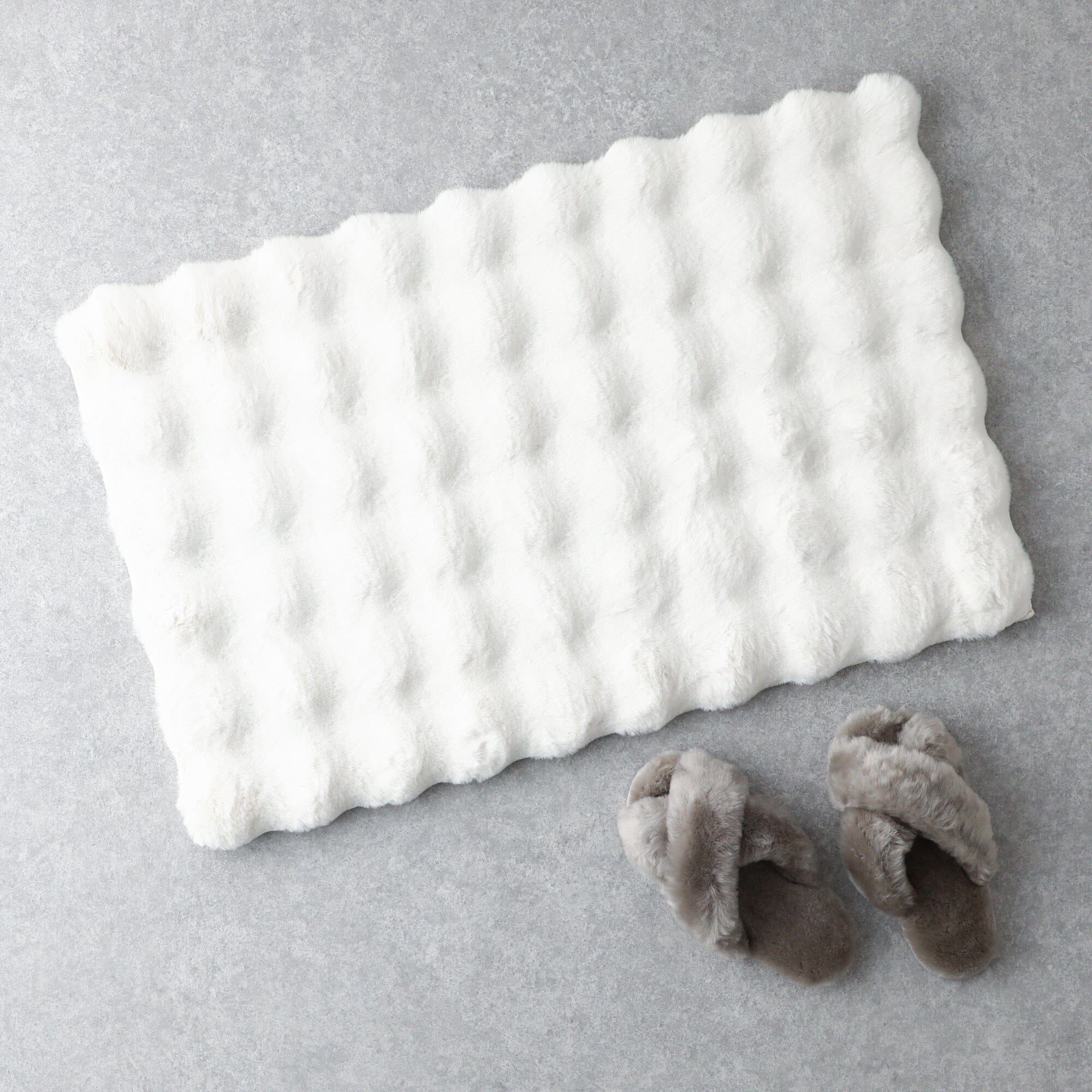 Pokomoko Fur Mf Rug M 2000 X 1400 Ivory