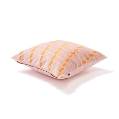 Emb Geo B Cushion Cover 450 X 450 Pink