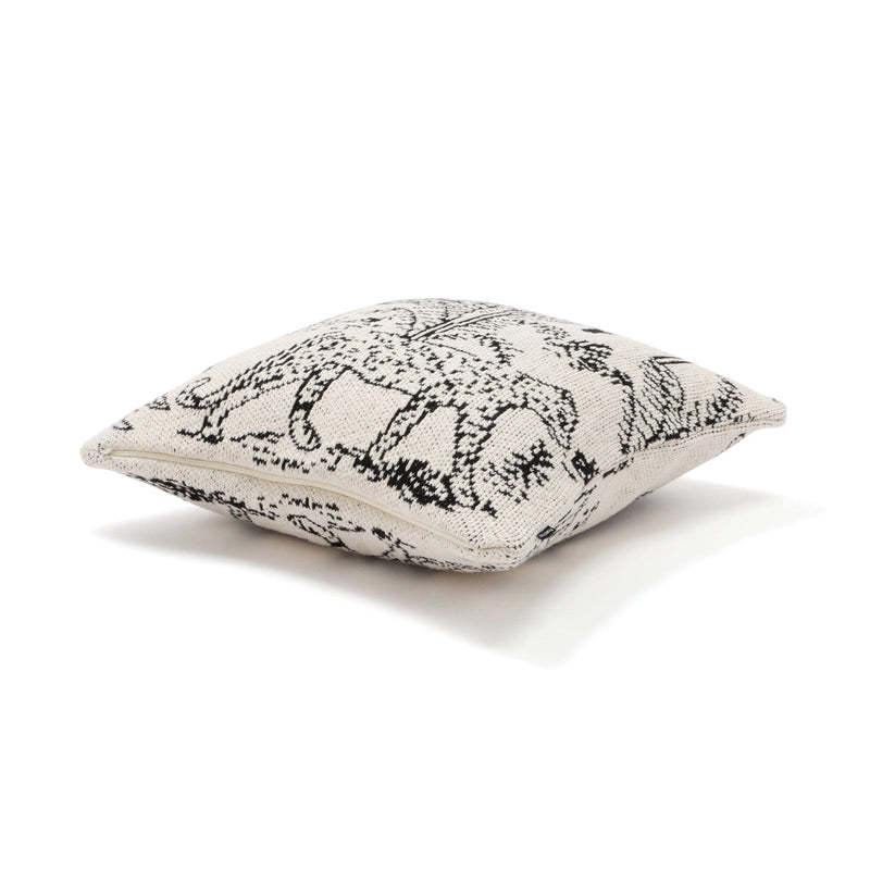 Animal Knit Cushion Cover 450 X 450 White