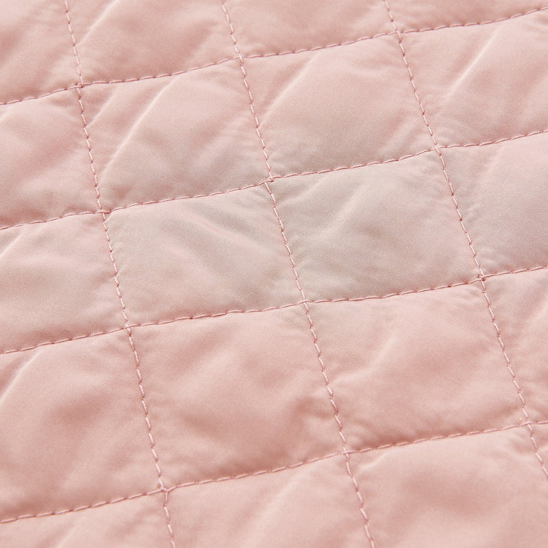 Quilting 3 Way Portable Throw 700 × 1000 Pink