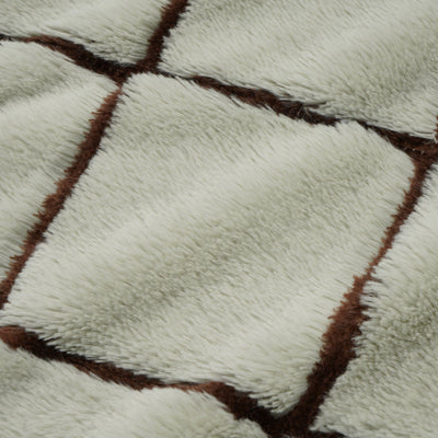 Fur Throw  1700 X 1300 Mint