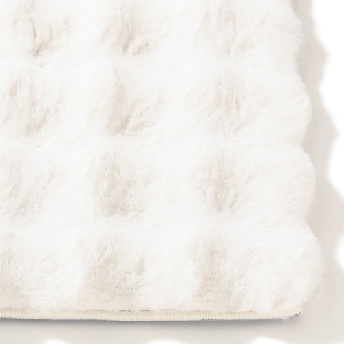 Pokomoko Fur Mf Rug S 1400 X 1000 Ivory