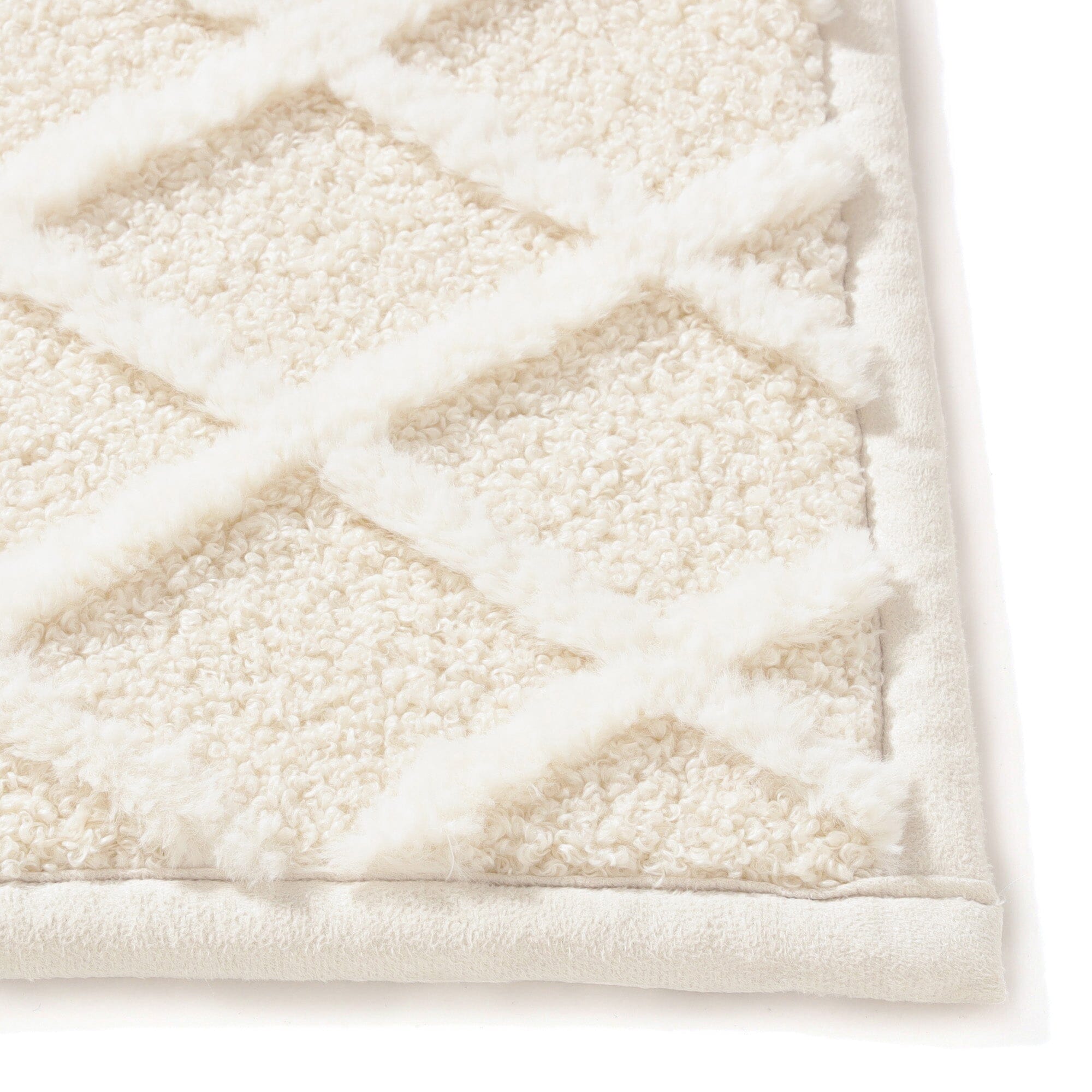 Pluma Hot Carpet Rug Medium 1900 X 1400 Ivory