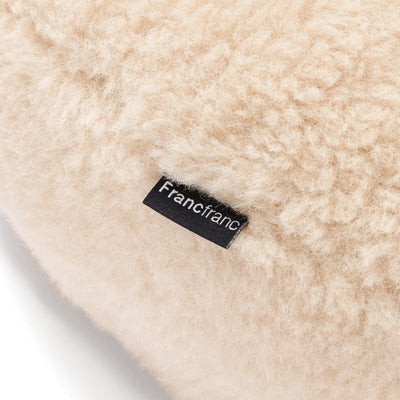 Wriggling Cushion Beige