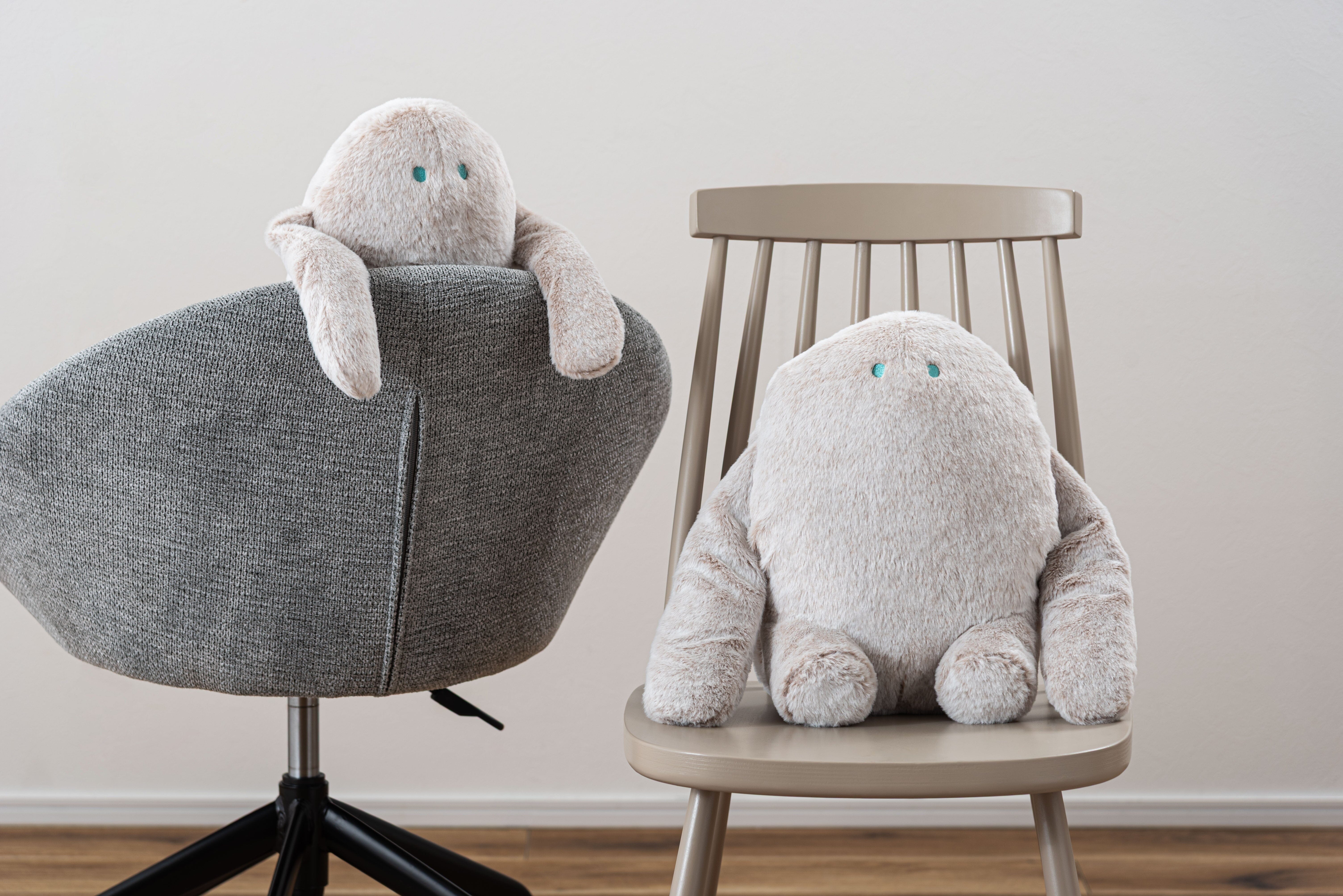 Yeti Hanging Cushion Beige