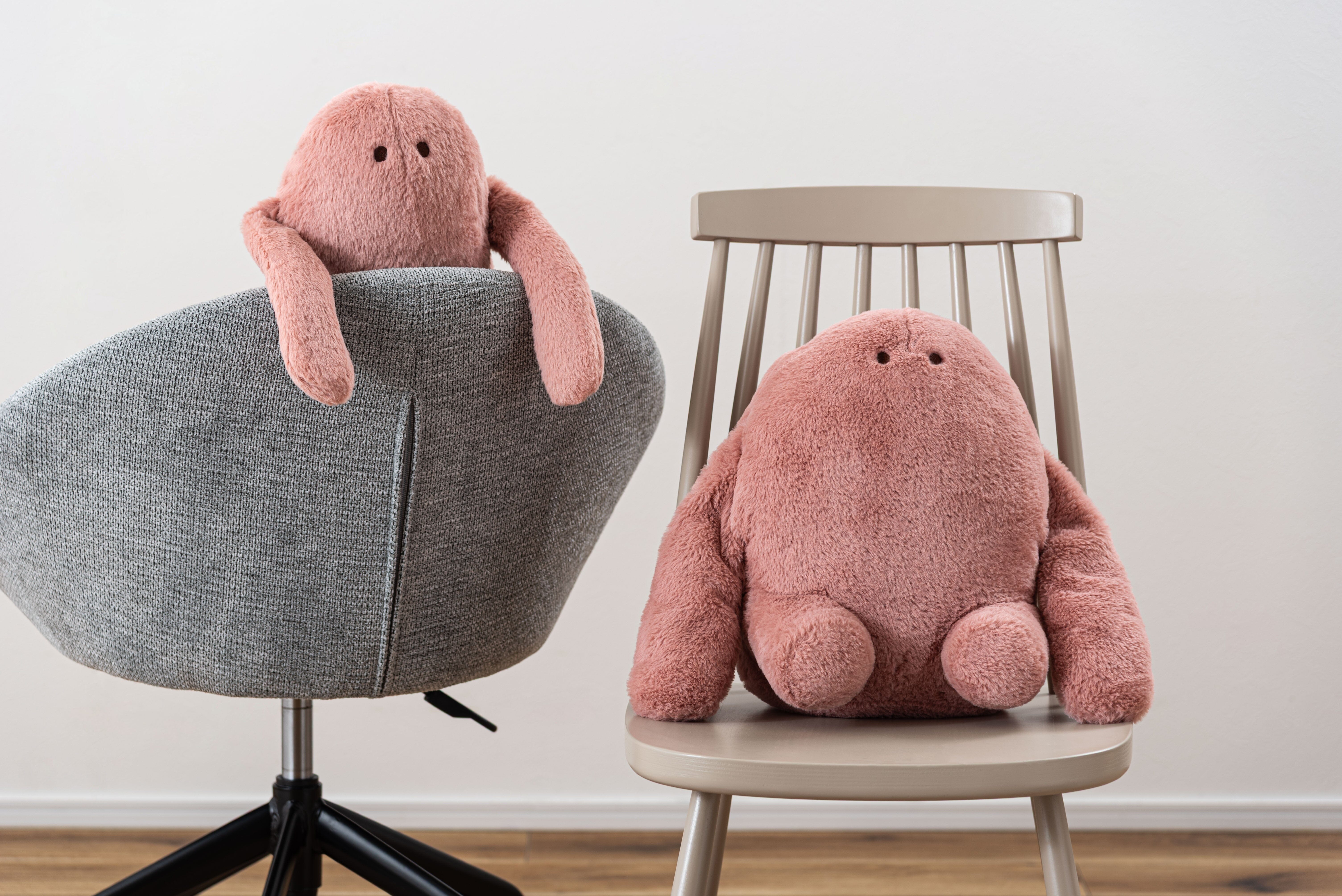 Yeti Hanging Cushion Pink