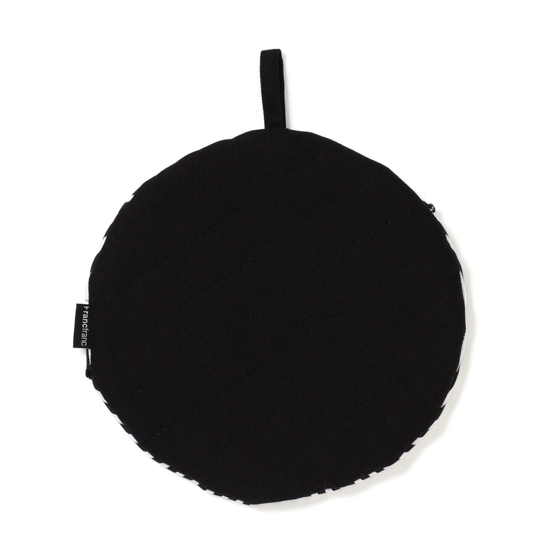Scalloped Potholder Black