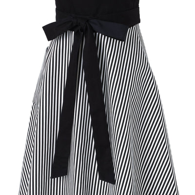 Scalloped Full Apron Black