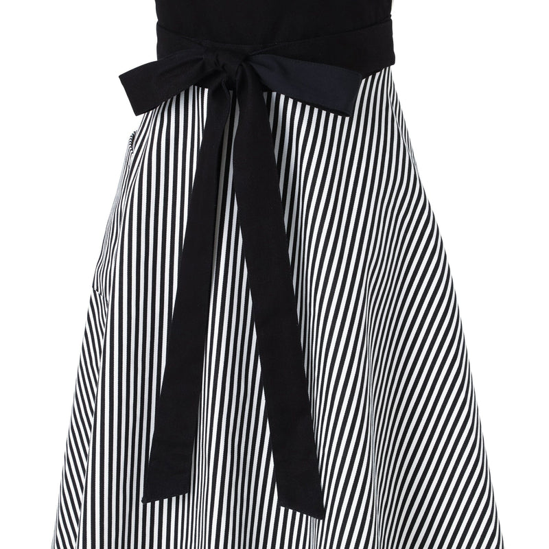 Scalloped Full Apron Black