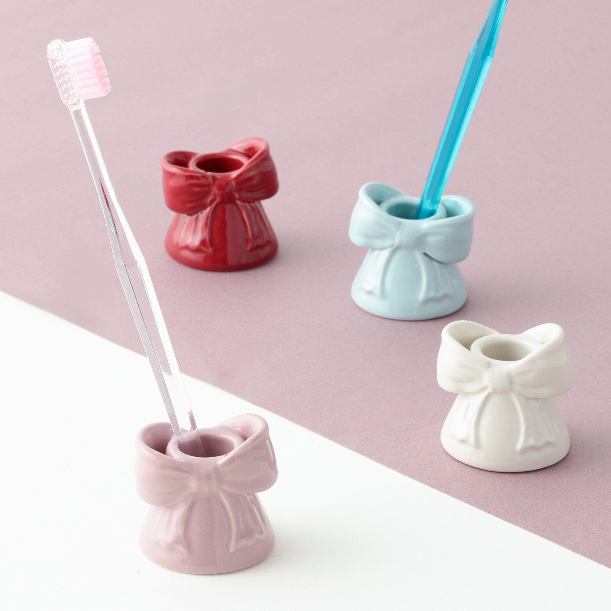 Ribbon Toothbrush Holder White