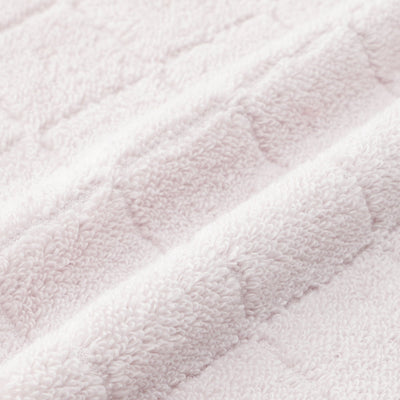 Antibacterial And Deodorizing Quilt Scallop Bath Towel, Pink