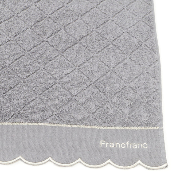 Antibacterial And Deodorizing Quilt Scallop Bath Towel, Grey