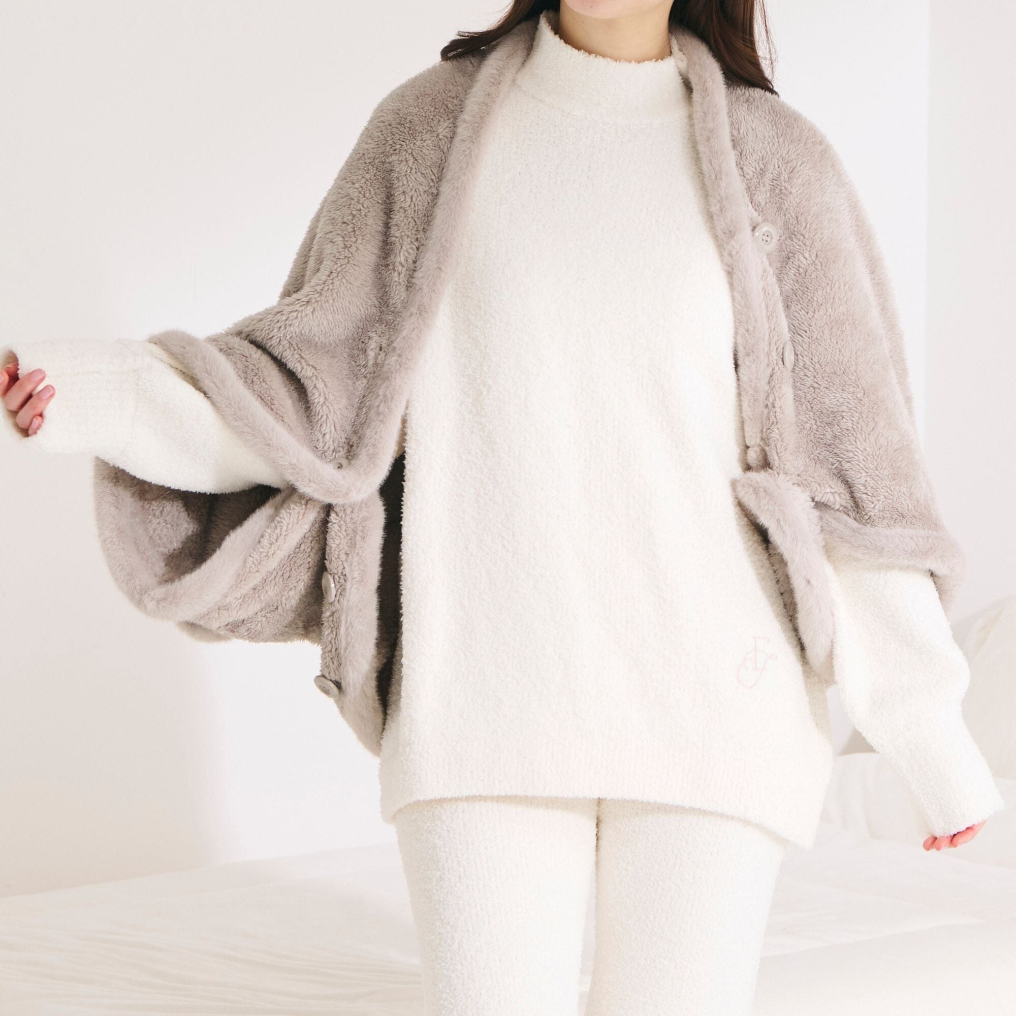 Warm Fleece 4Way Poncho Size S Greige