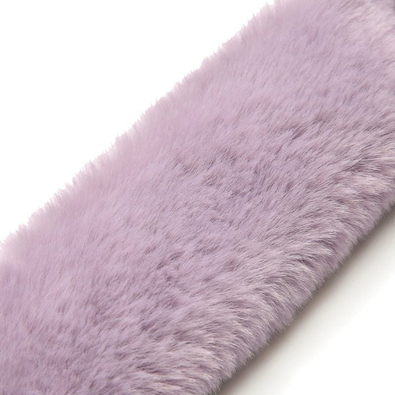 Fur smartphone hand strap purple