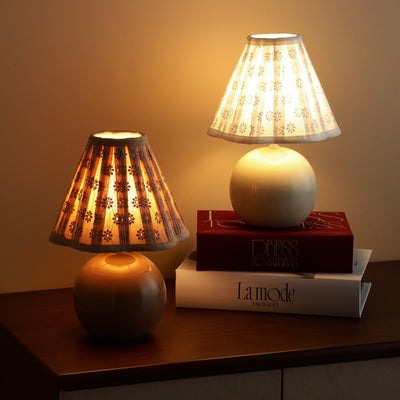 Lace Shade Mini Lamp White