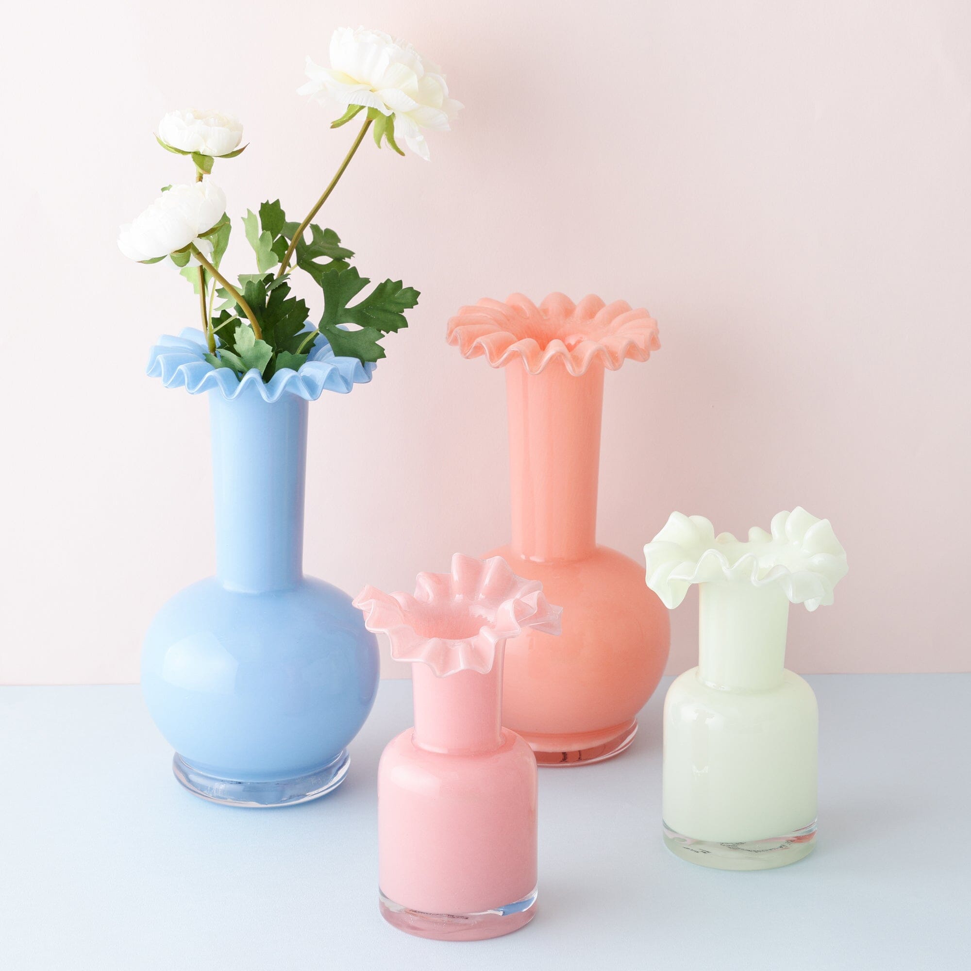 Frill Flower Vase Medium Pink