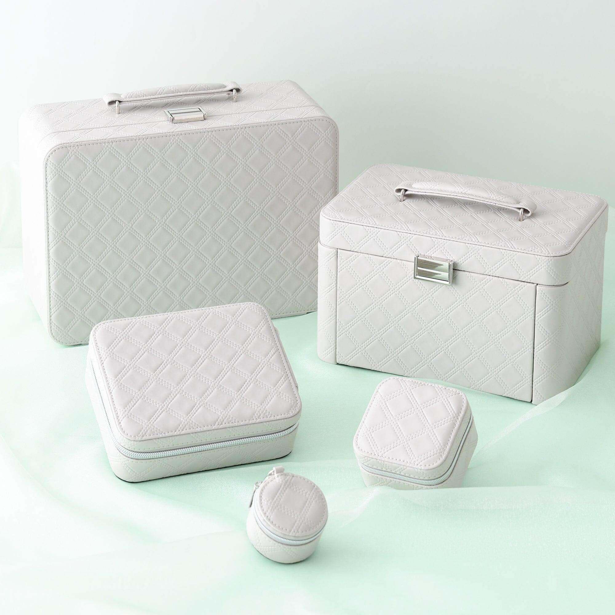 Quilt Jewelry Box Gray