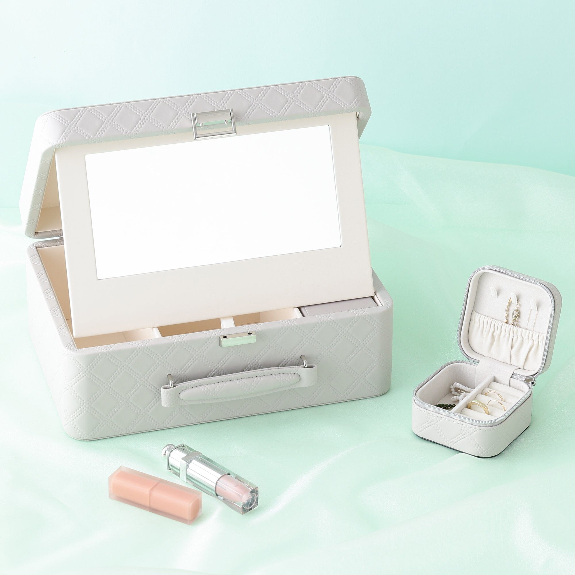Quilt Cosmetic Box Gray