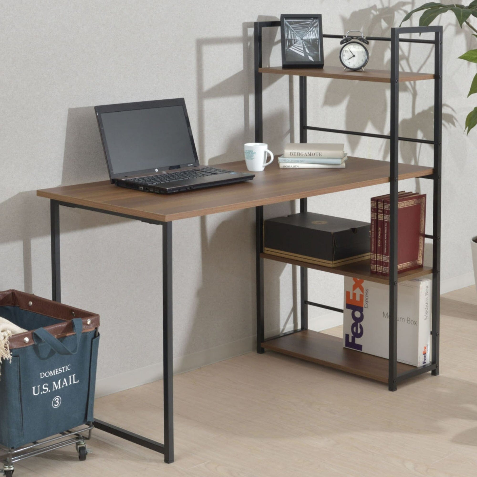 Pt Desk  1200 X 600 X 720 Brown
