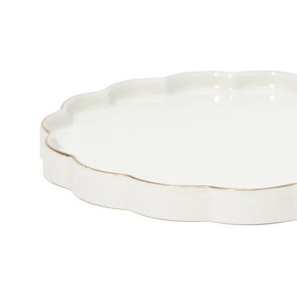 PASTEL SCALLOP PLATE SMALL WHITE