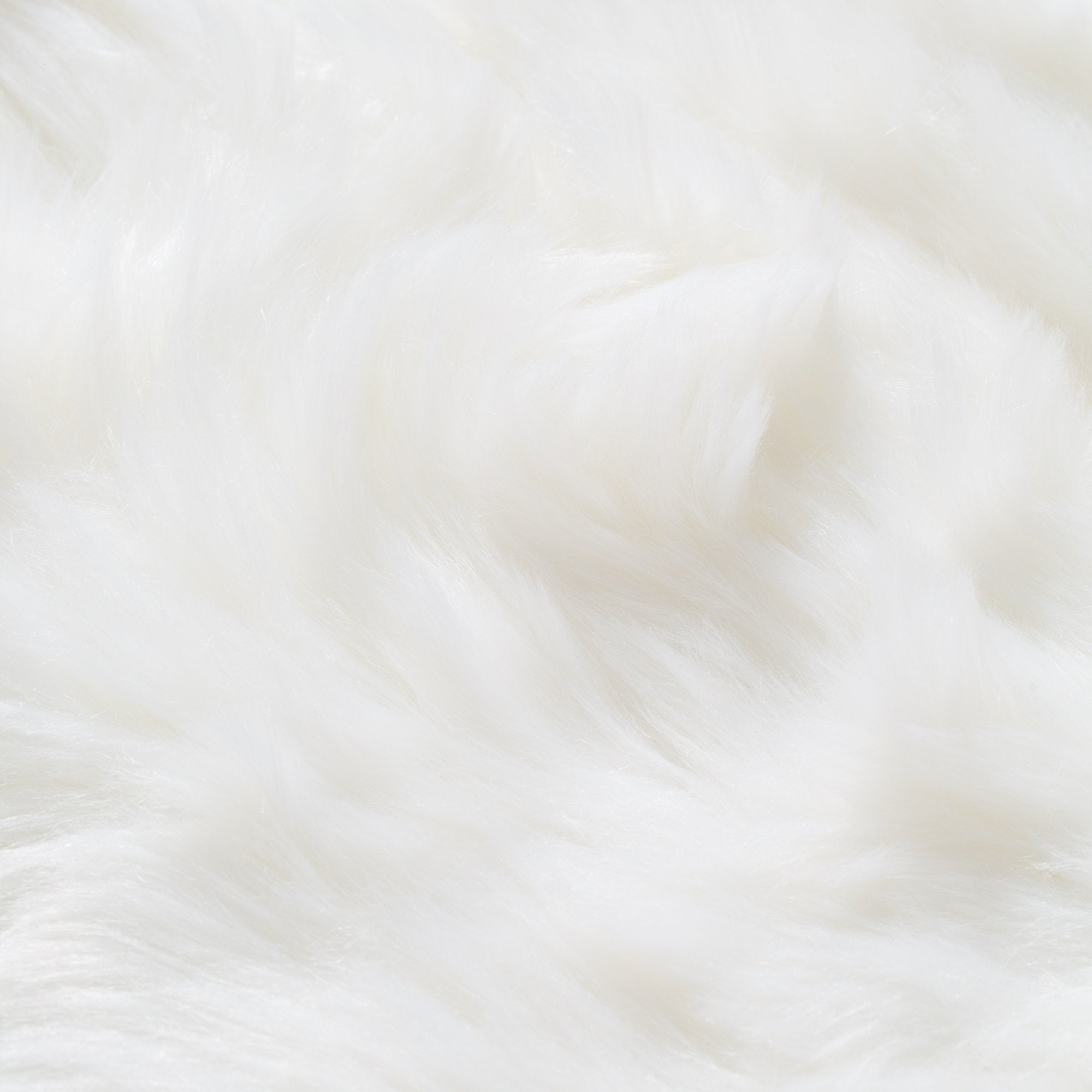 FARMO RUG WHITE (W900 x D500)