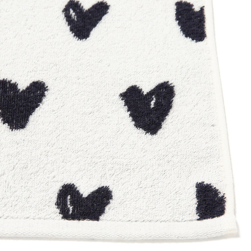 Vale Set Bath Towel Heart White