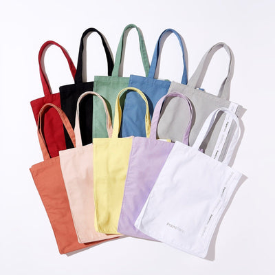 Logo Tote M White