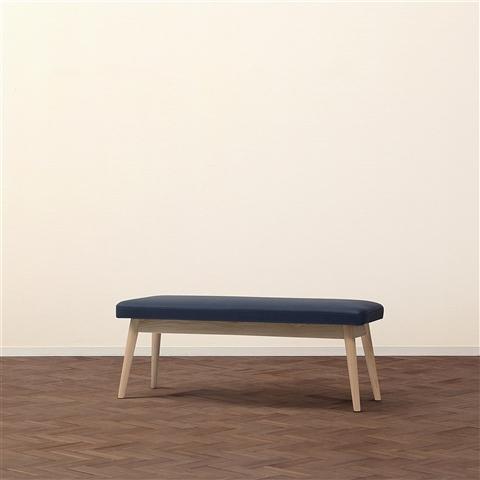 PIONI Bench Navy x Natural (W1150 × D380 × H440)